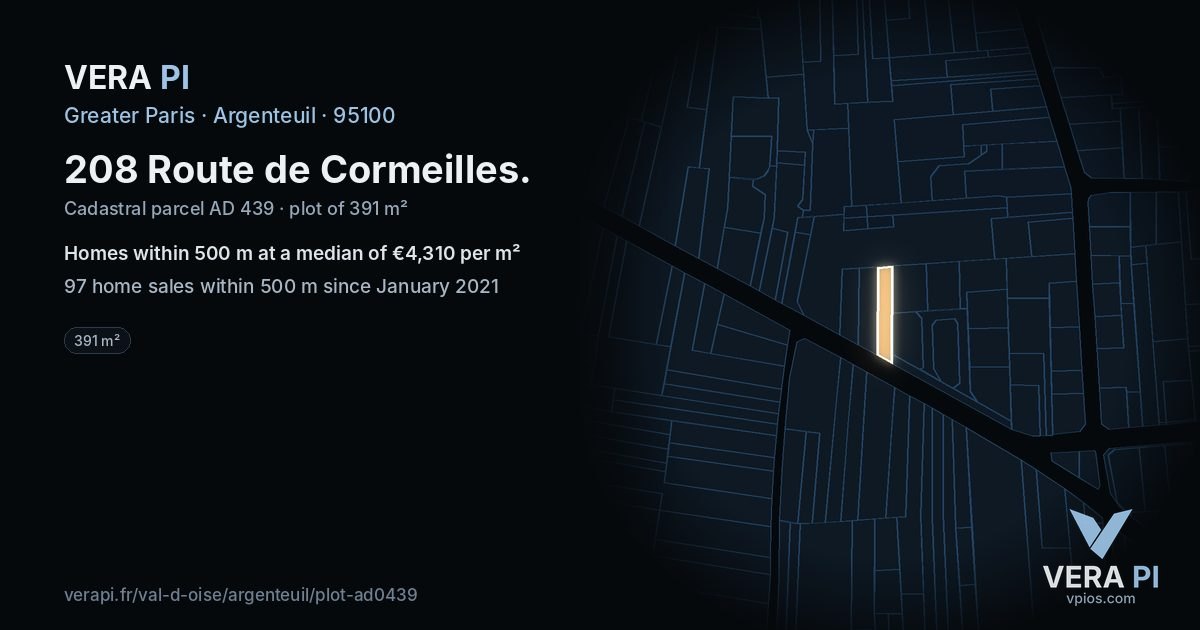 208 Route de Cormeilles, Argenteuil at night – the plot lit, the parcels around coloured by the prices near them