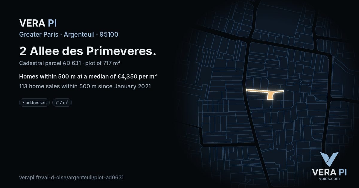 2 Allee des Primeveres, Argenteuil at night – the plot lit, the parcels around coloured by the prices near them