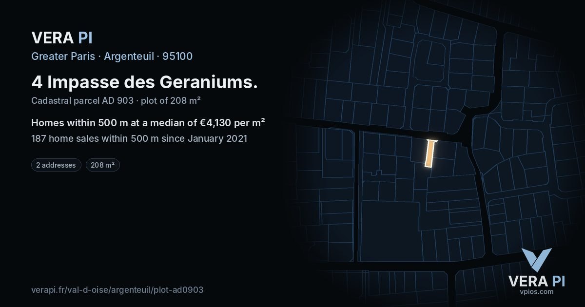 4 Impasse des Geraniums, Argenteuil at night – the plot lit, the parcels around coloured by the prices near them