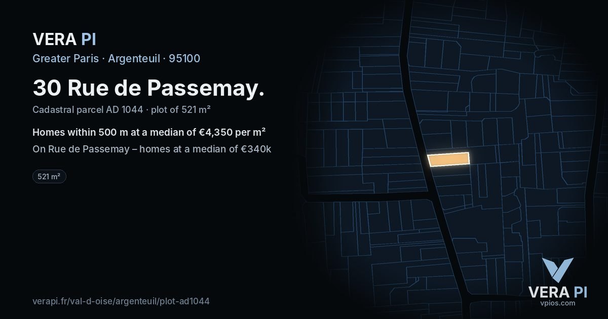 30 Rue de Passemay, Argenteuil at night – the plot lit, the parcels around coloured by the prices near them