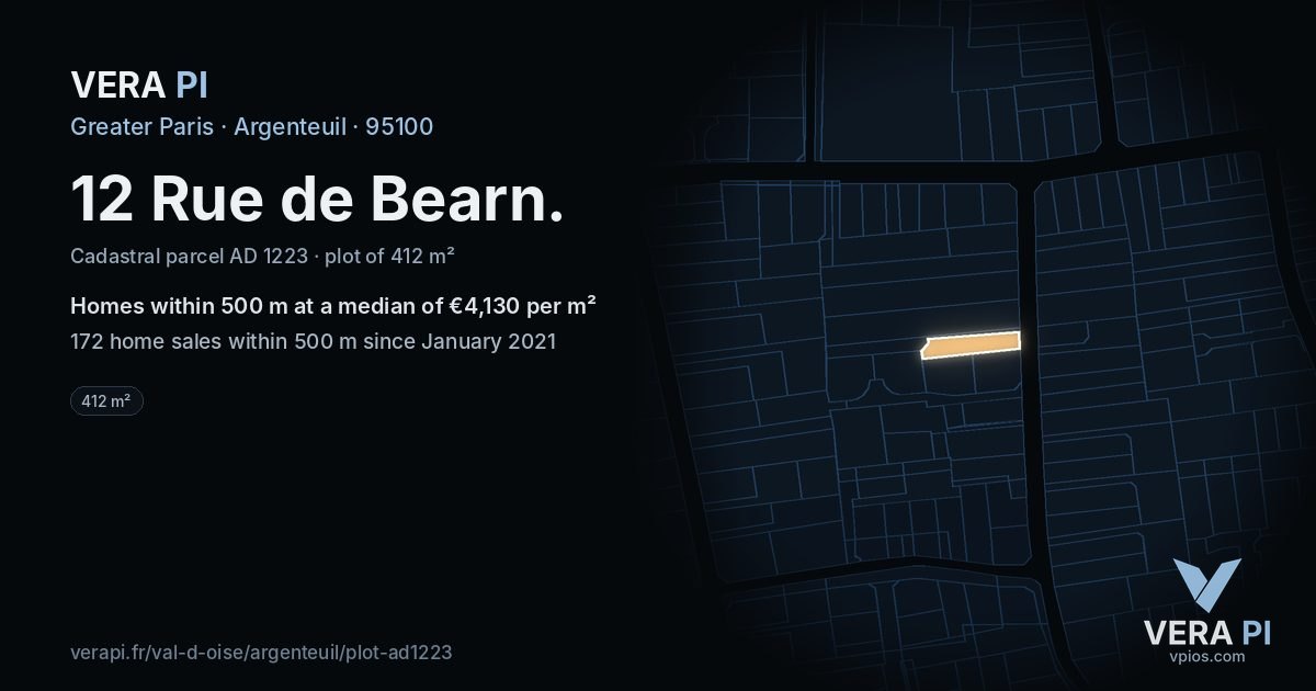 12 Rue de Bearn, Argenteuil at night – the plot lit, the parcels around coloured by the prices near them