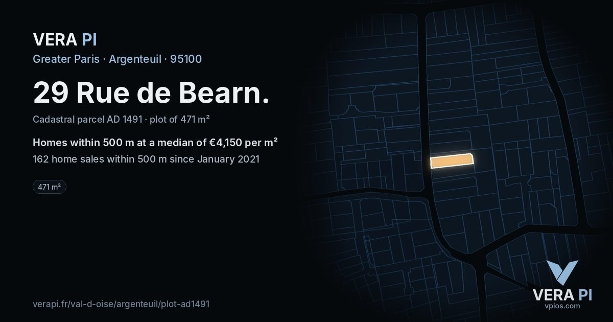 29 Rue de Bearn, Argenteuil at night – the plot lit, the parcels around coloured by the prices near them
