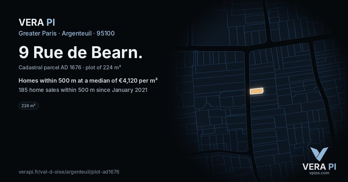 9 Rue de Bearn, Argenteuil at night – the plot lit, the parcels around coloured by the prices near them