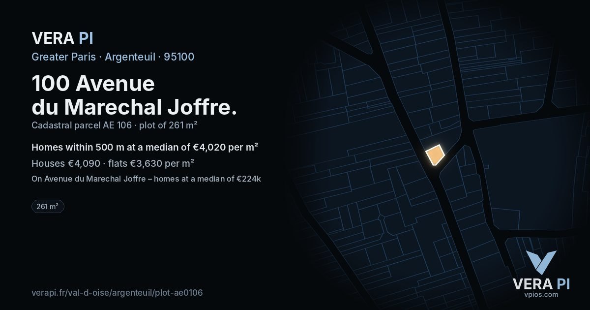100 Avenue du Marechal Joffre, Argenteuil at night – the plot lit, the parcels around coloured by the prices near them