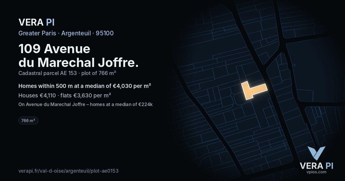 109 Avenue du Marechal Joffre, Argenteuil at night – the plot lit, the parcels around coloured by the prices near them