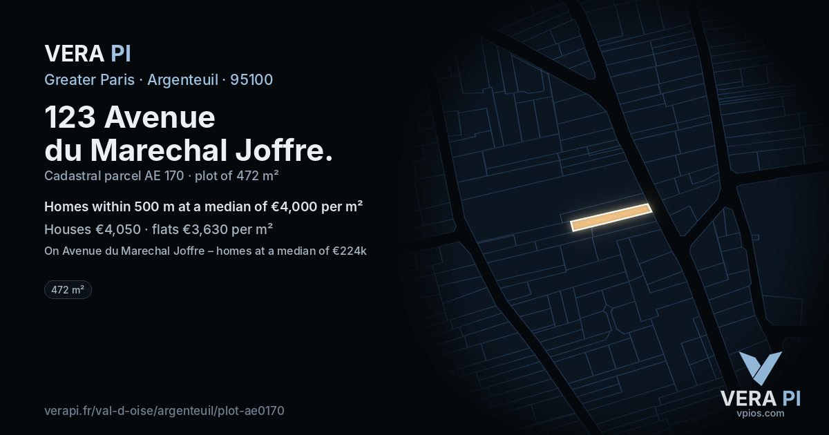 123 Avenue du Marechal Joffre, Argenteuil at night – the plot lit, the parcels around coloured by the prices near them