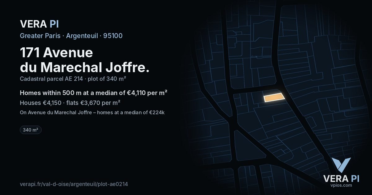 171 Avenue du Marechal Joffre, Argenteuil at night – the plot lit, the parcels around coloured by the prices near them