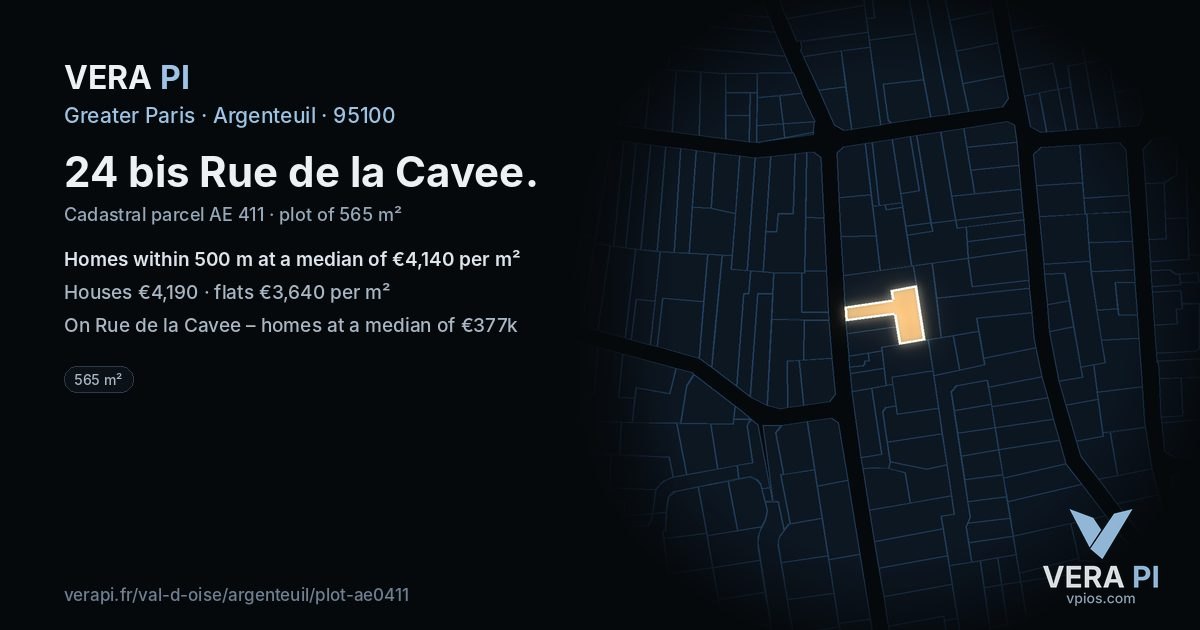 24 bis Rue de la Cavee, Argenteuil at night – the plot lit, the parcels around coloured by the prices near them