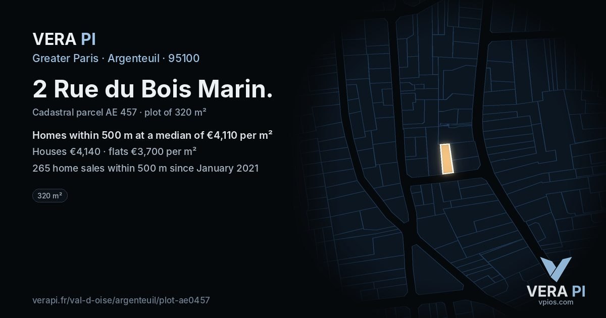 2 Rue du Bois Marin, Argenteuil at night – the plot lit, the parcels around coloured by the prices near them