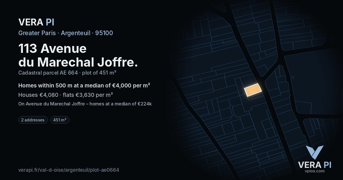 113 Avenue du Marechal Joffre, Argenteuil at night – the plot lit, the parcels around coloured by the prices near them