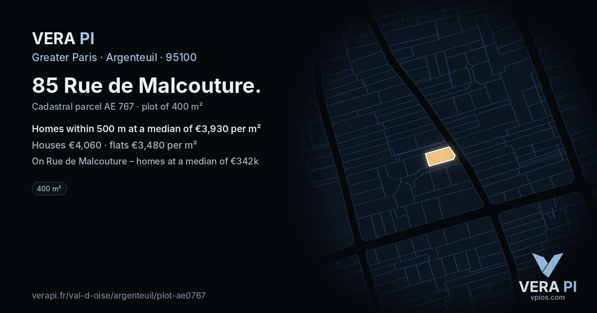 85 Rue de Malcouture, Argenteuil at night – the plot lit, the parcels around coloured by the prices near them