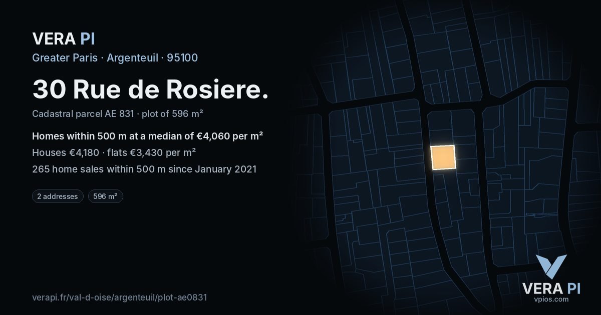 30 Rue de Rosiere, Argenteuil at night – the plot lit, the parcels around coloured by the prices near them