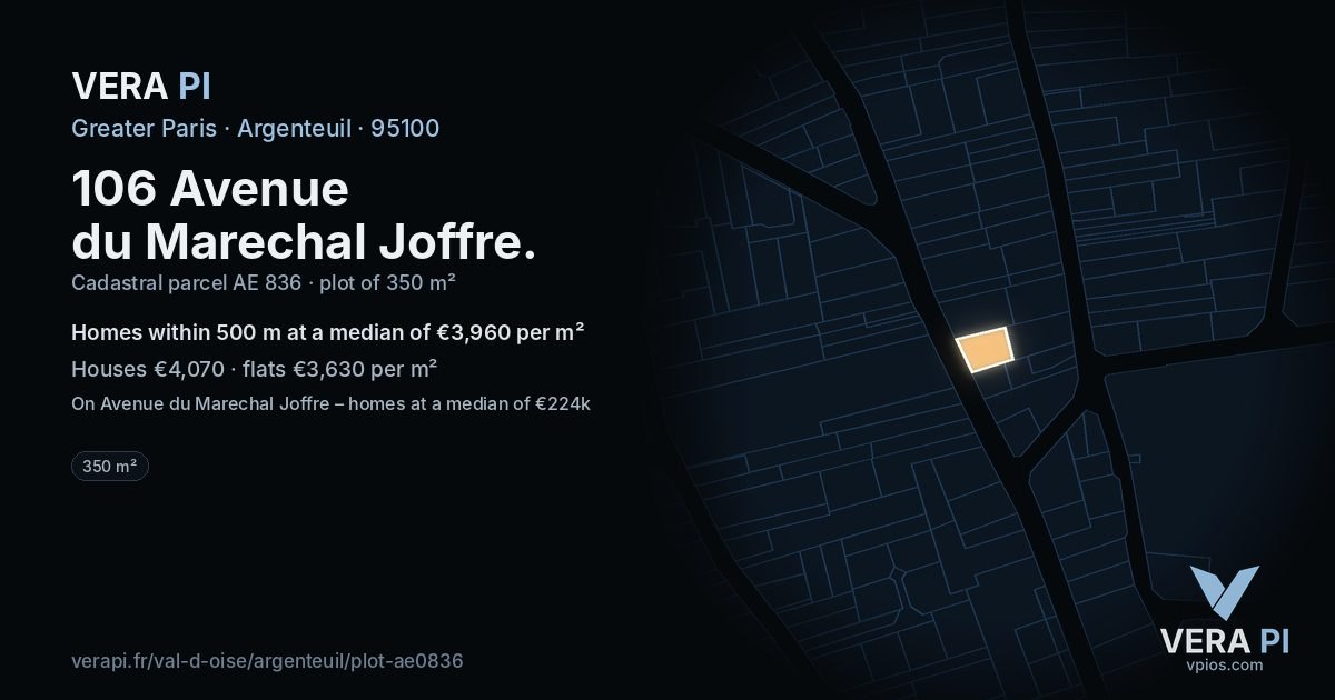 106 Avenue du Marechal Joffre, Argenteuil at night – the plot lit, the parcels around coloured by the prices near them