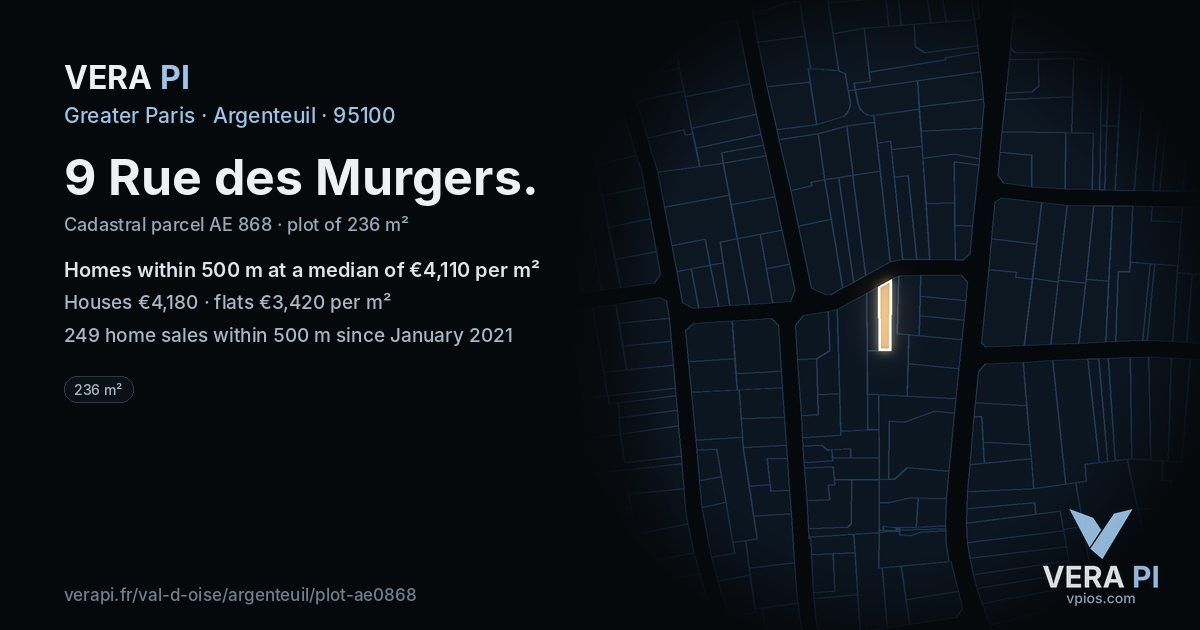 9 Rue des Murgers, Argenteuil at night – the plot lit, the parcels around coloured by the prices near them