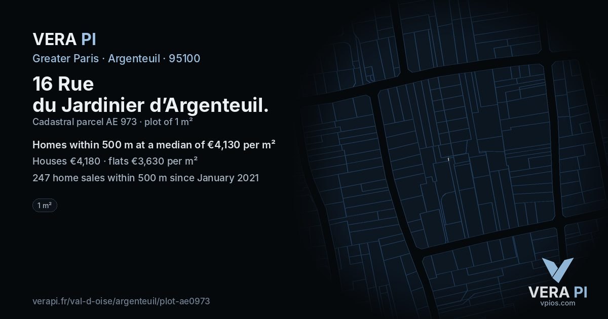16 Rue du Jardinier d’Argenteuil, Argenteuil at night – the plot lit, the parcels around coloured by the prices near them
