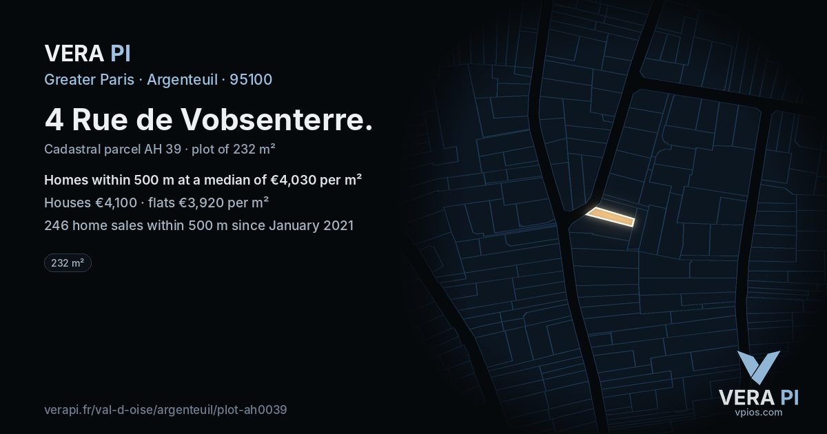 4 Rue de Vobsenterre, Argenteuil at night – the plot lit, the parcels around coloured by the prices near them