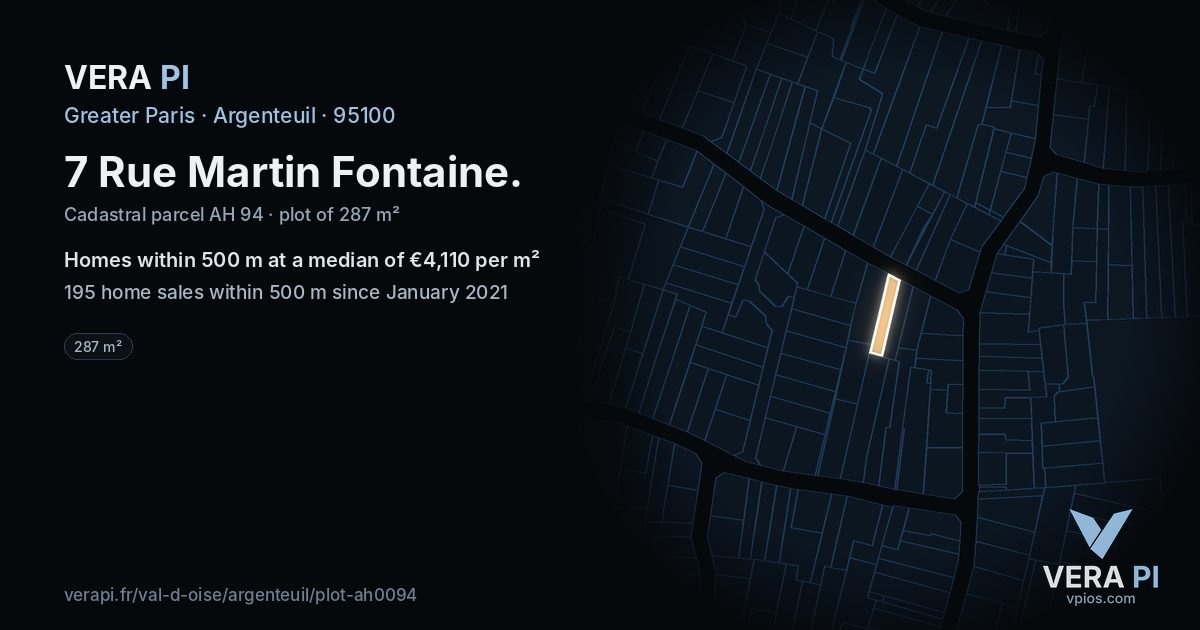 7 Rue Martin Fontaine, Argenteuil at night – the plot lit, the parcels around coloured by the prices near them