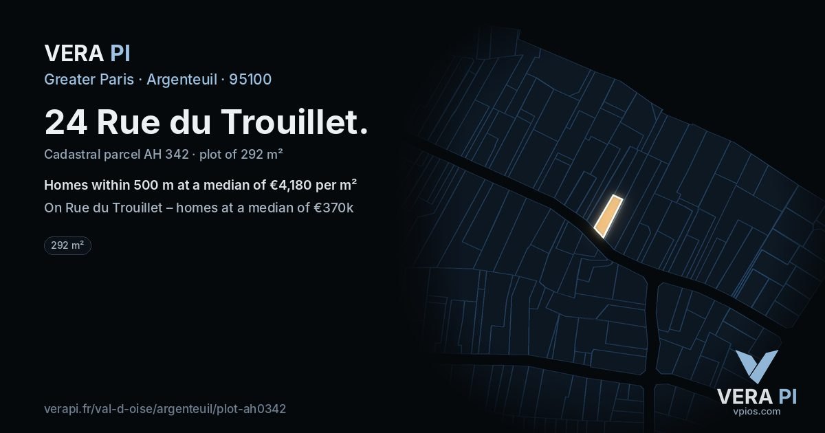 24 Rue du Trouillet, Argenteuil at night – the plot lit, the parcels around coloured by the prices near them