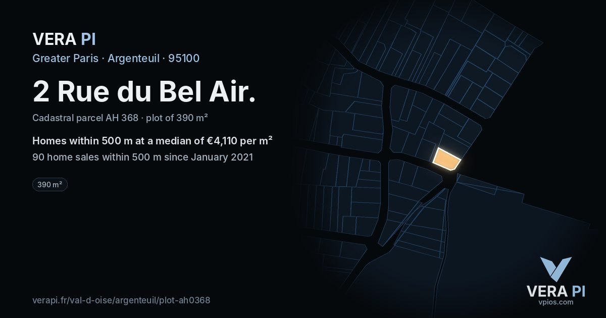 2 Rue du Bel Air, Argenteuil at night – the plot lit, the parcels around coloured by the prices near them