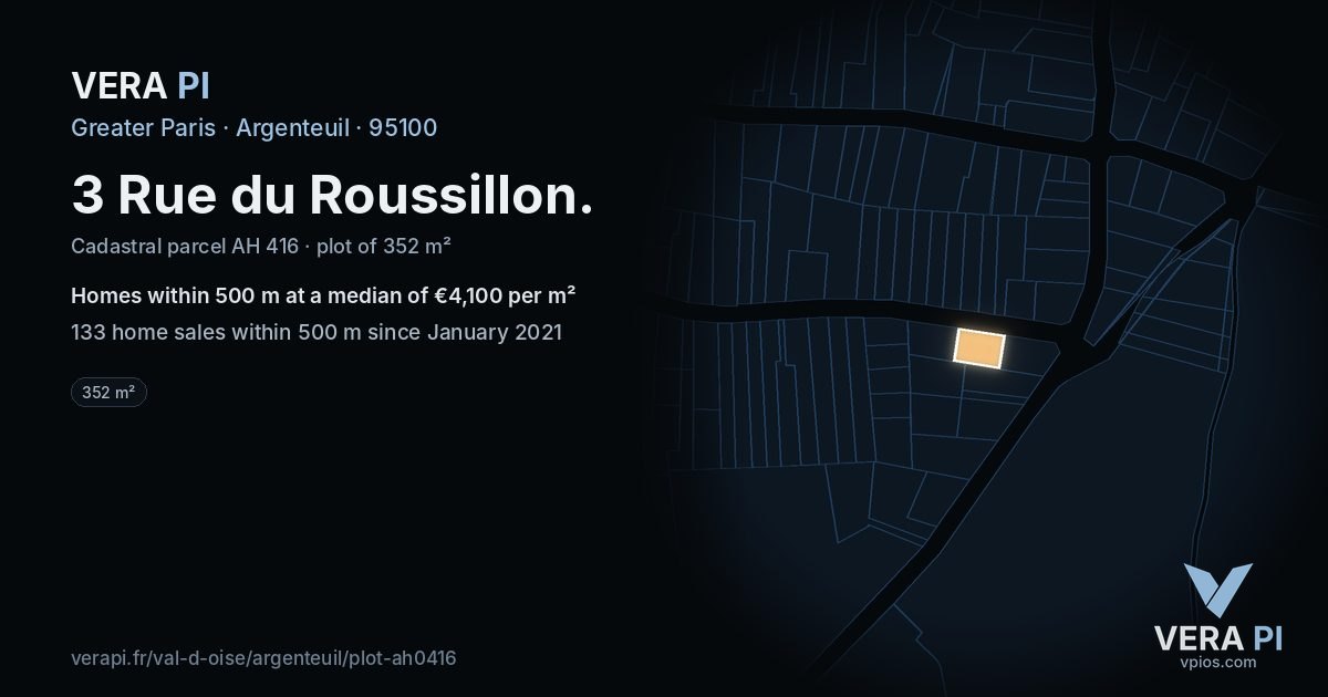 3 Rue du Roussillon, Argenteuil at night – the plot lit, the parcels around coloured by the prices near them