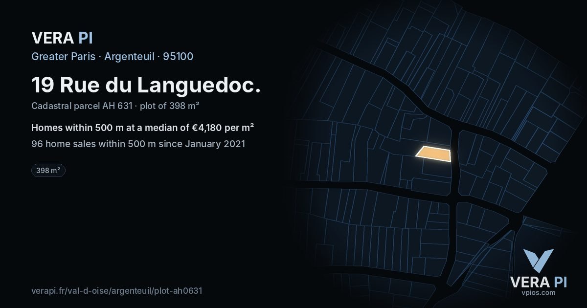 19 Rue du Languedoc, Argenteuil at night – the plot lit, the parcels around coloured by the prices near them