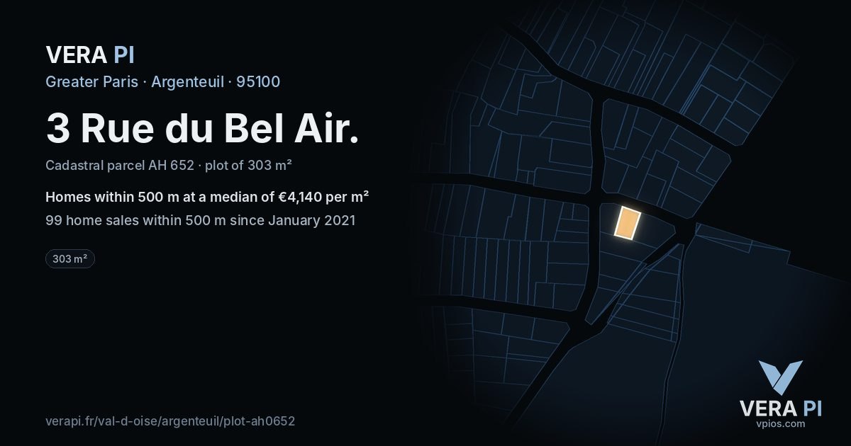3 Rue du Bel Air, Argenteuil at night – the plot lit, the parcels around coloured by the prices near them