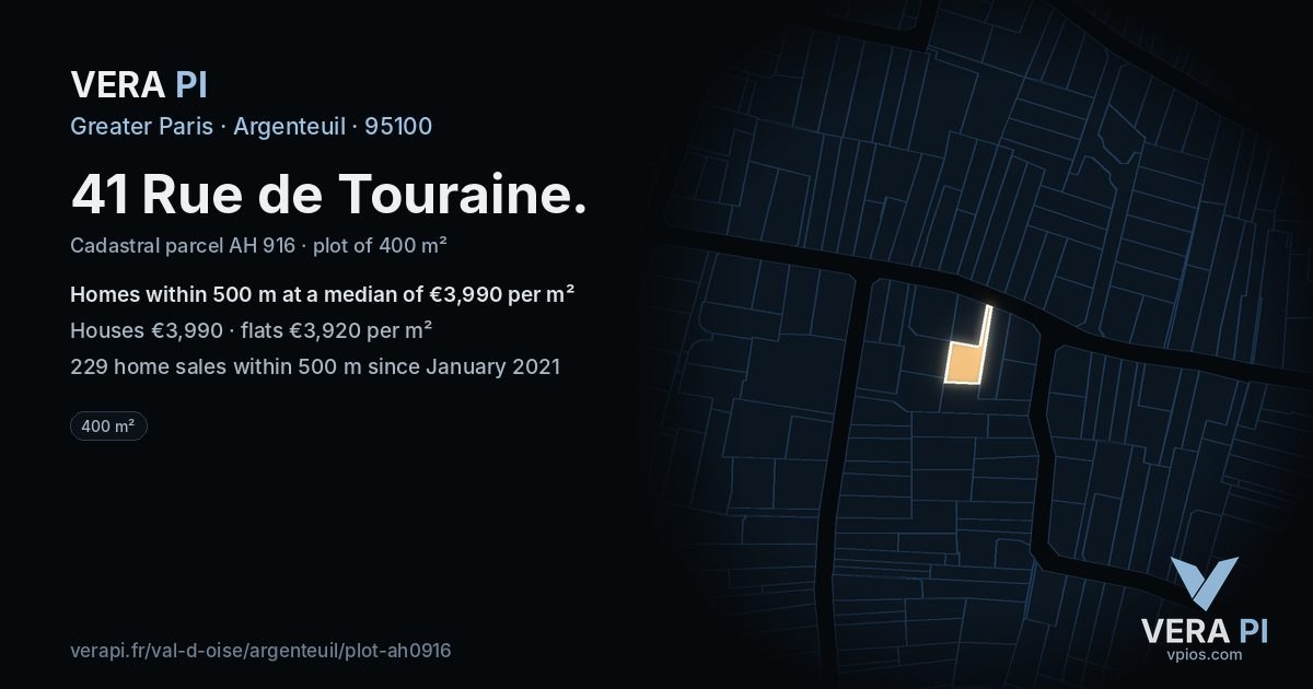 41 Rue de Touraine, Argenteuil at night – the plot lit, the parcels around coloured by the prices near them
