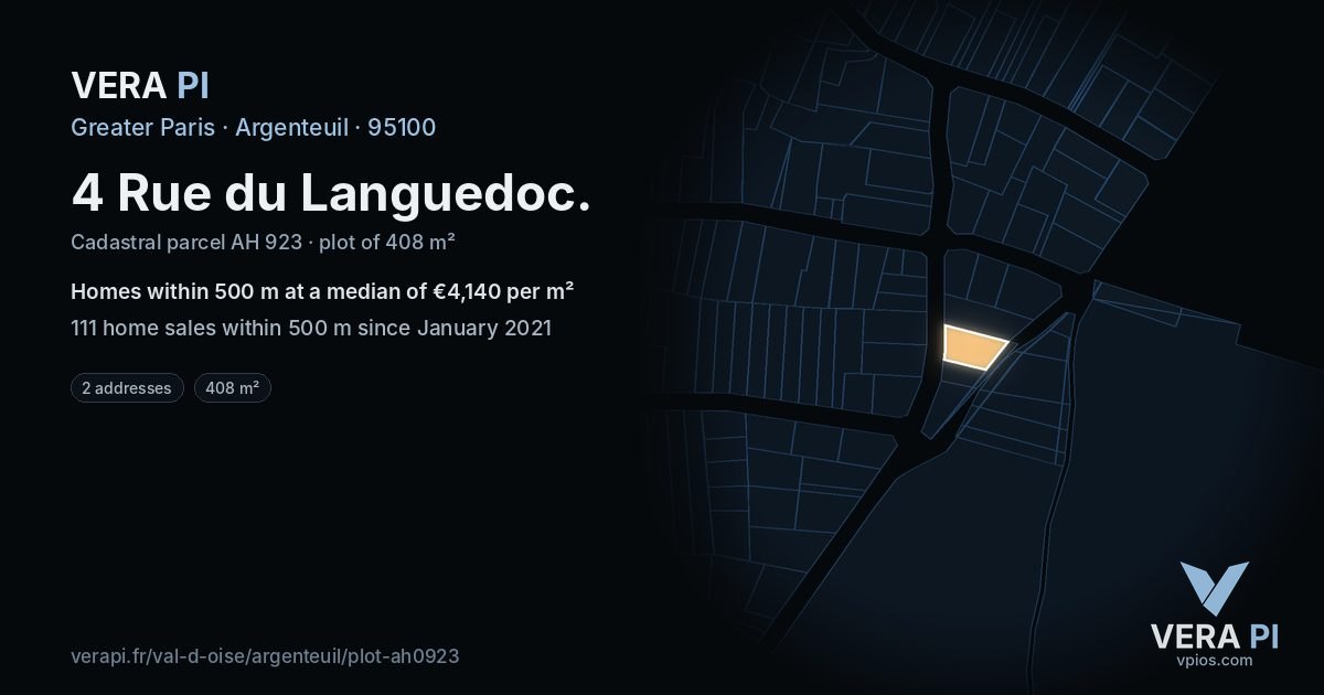 4 Rue du Languedoc, Argenteuil at night – the plot lit, the parcels around coloured by the prices near them