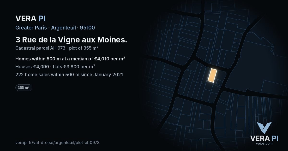 3 Rue de la Vigne aux Moines, Argenteuil at night – the plot lit, the parcels around coloured by the prices near them