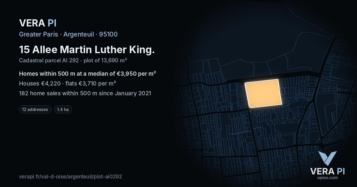 15 Allee Martin Luther King, Argenteuil at night – the plot lit, the parcels around coloured by the prices near them