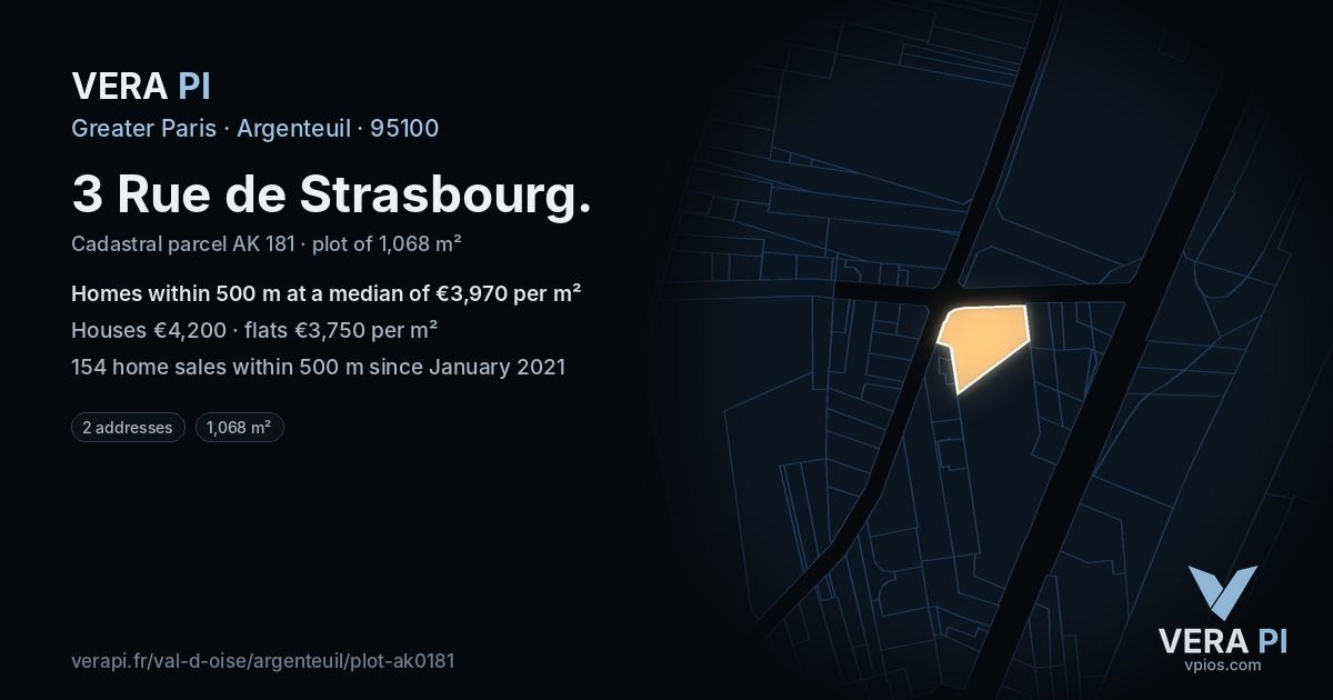 3 Rue de Strasbourg, Argenteuil at night – the plot lit, the parcels around coloured by the prices near them