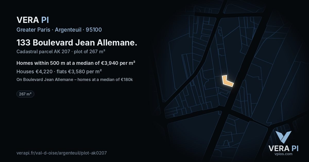 133 Boulevard Jean Allemane, Argenteuil at night – the plot lit, the parcels around coloured by the prices near them
