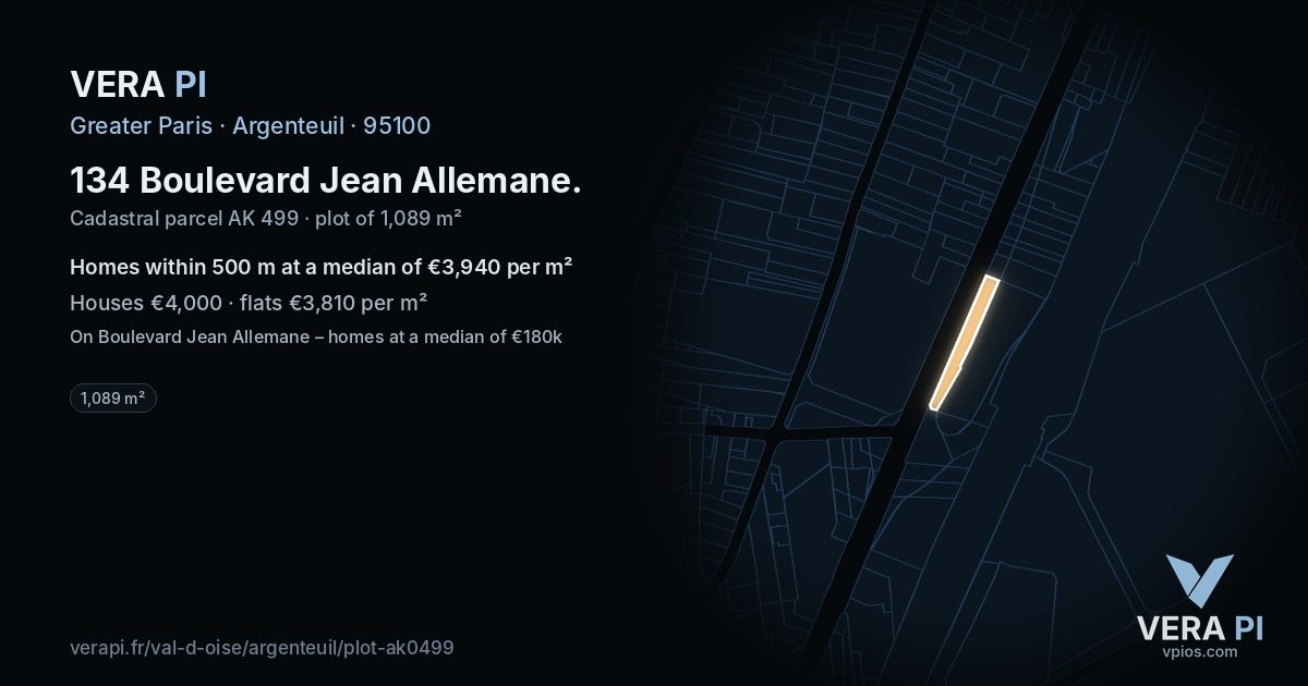 134 Boulevard Jean Allemane, Argenteuil at night – the plot lit, the parcels around coloured by the prices near them