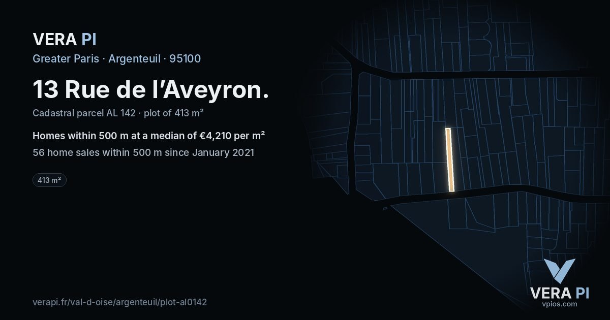 13 Rue de l’Aveyron, Argenteuil at night – the plot lit, the parcels around coloured by the prices near them