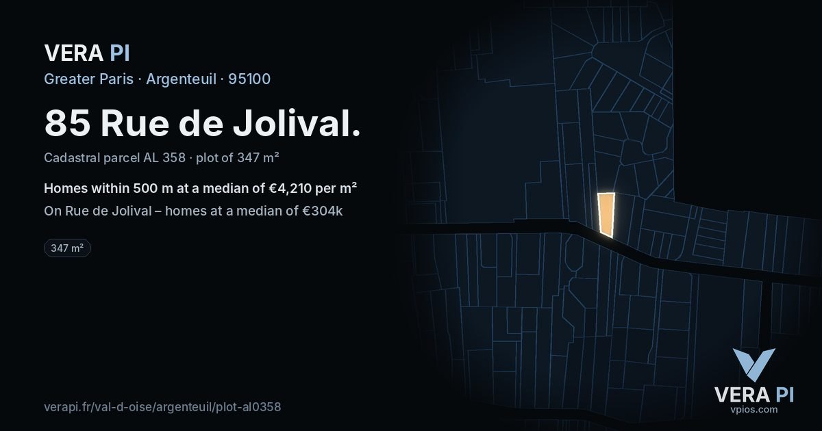 85 Rue de Jolival, Argenteuil at night – the plot lit, the parcels around coloured by the prices near them