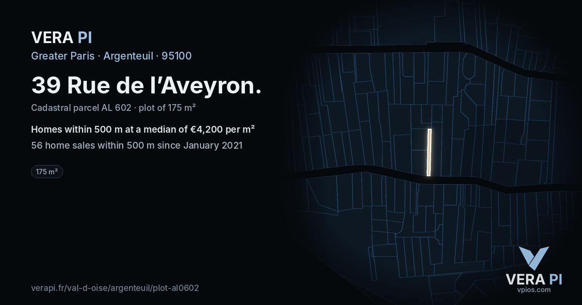 39 Rue de l’Aveyron, Argenteuil at night – the plot lit, the parcels around coloured by the prices near them