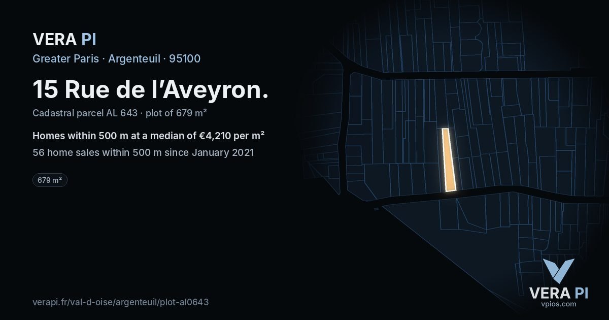 15 Rue de l’Aveyron, Argenteuil at night – the plot lit, the parcels around coloured by the prices near them