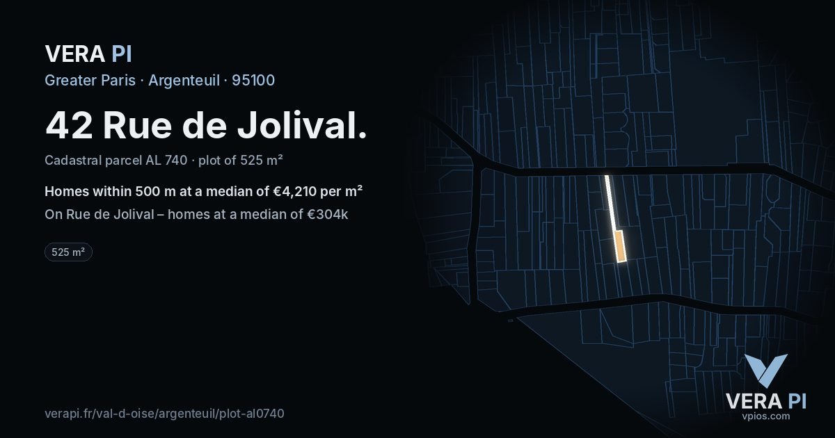 42 Rue de Jolival, Argenteuil at night – the plot lit, the parcels around coloured by the prices near them