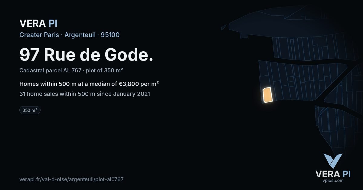 97 Rue de Gode, Argenteuil at night – the plot lit, the parcels around coloured by the prices near them