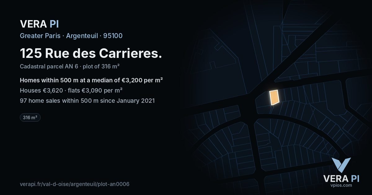 125 Rue des Carrieres, Argenteuil at night – the plot lit, the parcels around coloured by the prices near them