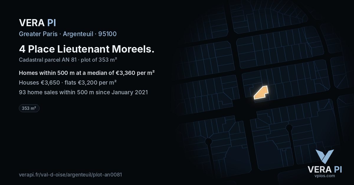 4 Place Lieutenant Moreels, Argenteuil at night – the plot lit, the parcels around coloured by the prices near them