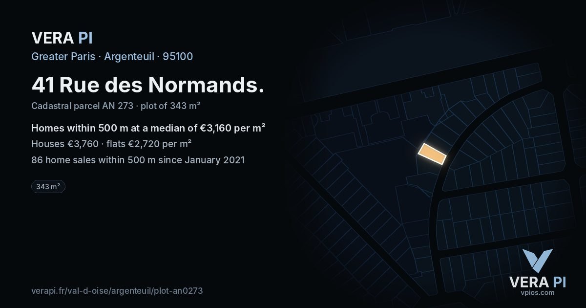 41 Rue des Normands, Argenteuil at night – the plot lit, the parcels around coloured by the prices near them
