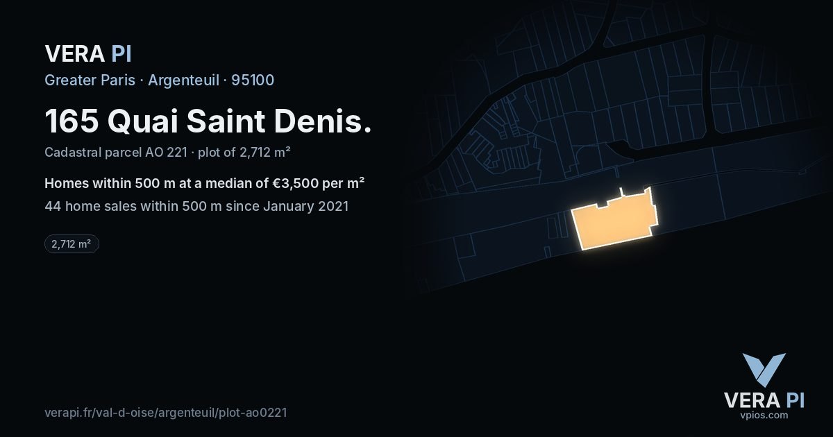 165 Quai Saint Denis, Argenteuil at night – the plot lit, the parcels around coloured by the prices near them