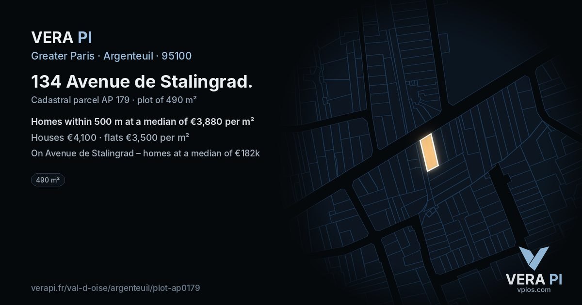 134 Avenue de Stalingrad, Argenteuil at night – the plot lit, the parcels around coloured by the prices near them