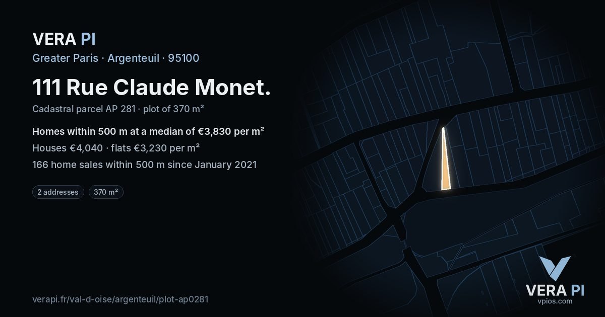 111 Rue Claude Monet, Argenteuil at night – the plot lit, the parcels around coloured by the prices near them