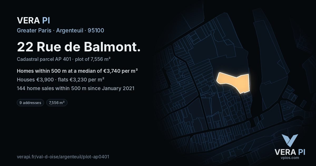 22 Rue de Balmont, Argenteuil at night – the plot lit, the parcels around coloured by the prices near them
