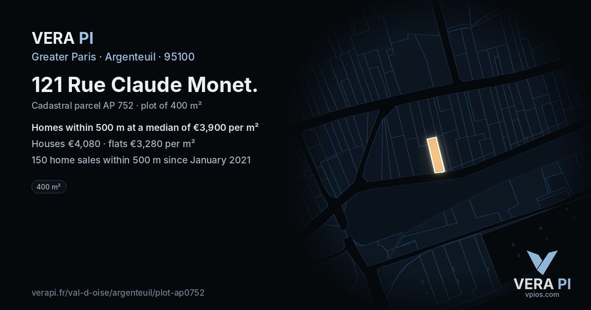 121 Rue Claude Monet, Argenteuil at night – the plot lit, the parcels around coloured by the prices near them
