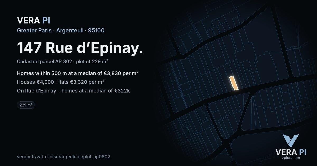 147 Rue d’Epinay, Argenteuil at night – the plot lit, the parcels around coloured by the prices near them