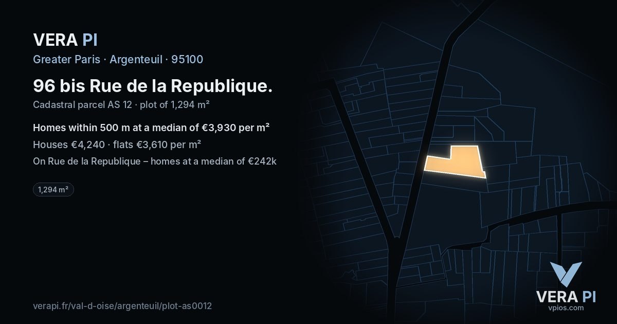 96 bis Rue de la Republique, Argenteuil at night – the plot lit, the parcels around coloured by the prices near them