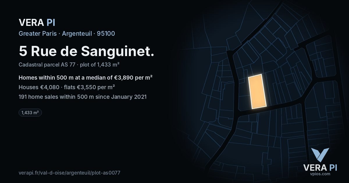 5 Rue de Sanguinet, Argenteuil at night – the plot lit, the parcels around coloured by the prices near them